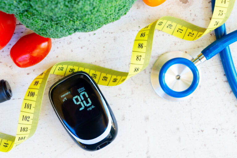 Insulinooporność: Definicja, przyczyny i strategie żywieniowe